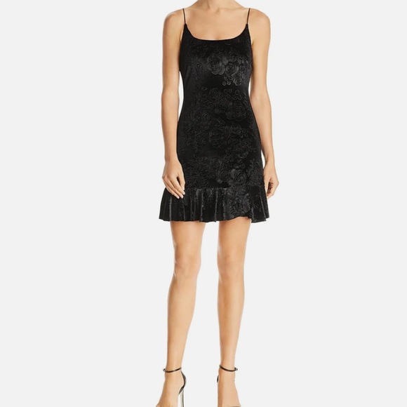 black bodycon dress Shiny Mini DKNY Sleeveless Jewel Neck HHoliday Size:42